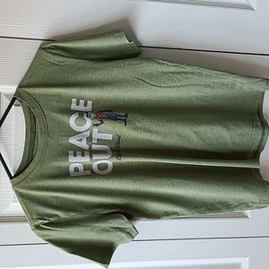 Life is Good Peace Out boys size 12-14 light green t-shirt